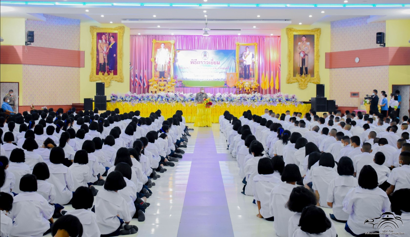 องคมนตรี ตรวจเยี่ยมโรงเรียนราชประชานุเคราะห์ 51 จังหวัดบุรีรัมย์