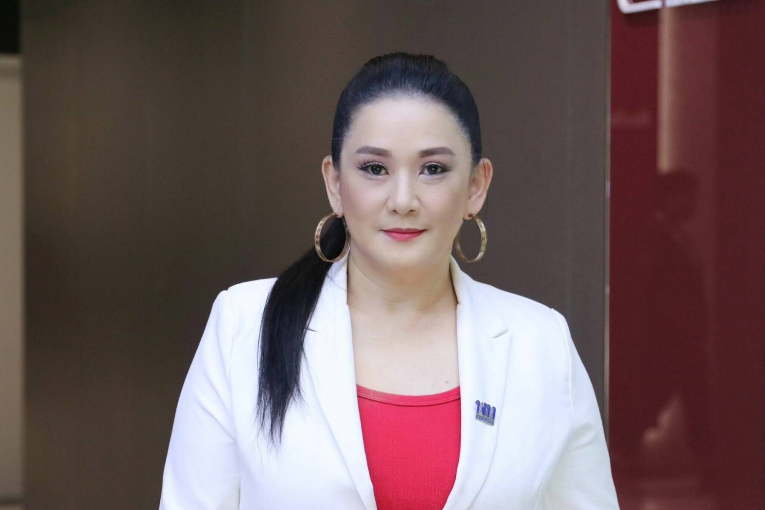 "ตรีชฎา" ตอกกลับ "หมออ๋อง" ควรทำตัวให้สร้างสรรค์ อย่าดีแต่พูด ยัน "สมศักดิ์" ทำงานเพื่อประชาชน