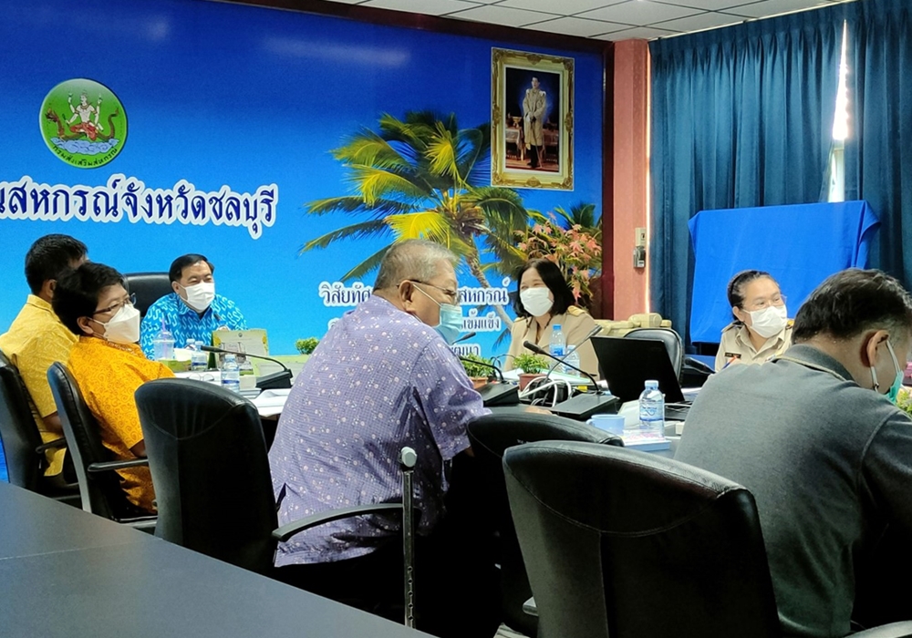 ชลบุรี อนุมัติเงินกู้ กพส. 16.95 ล้าน เสริมทุนธุรกิจ 2 สหกรณ์
