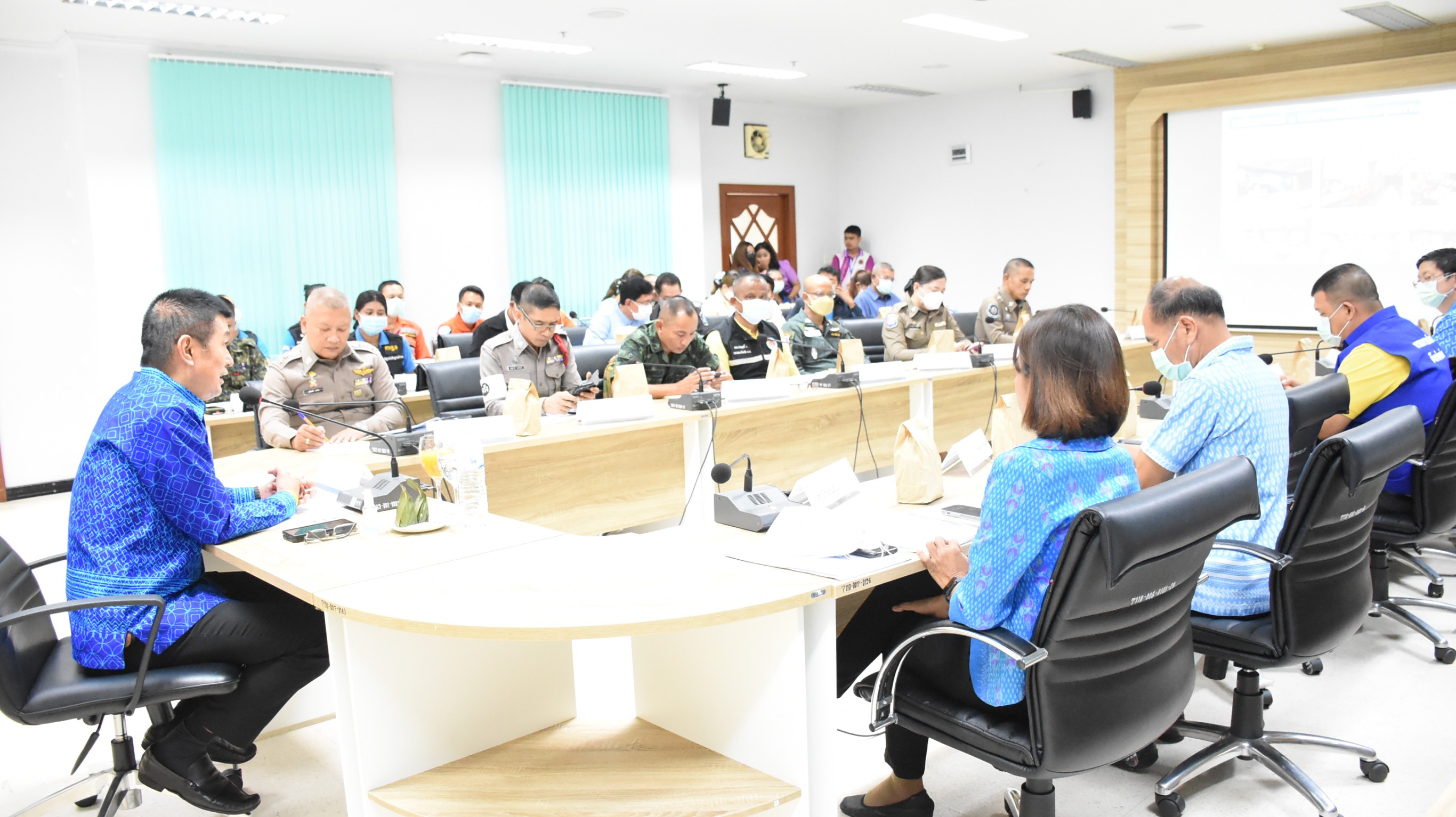 ผู้ว่าราชการจังหวัดตรัง ประชุมคณะกรรมการฝึกซ้อมแผนฉุกเฉินท่าอากาศยานตรังเต็มรูปแบบ 