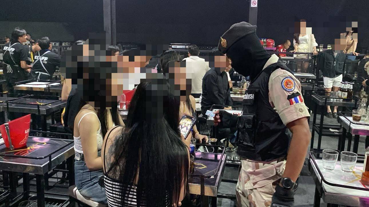 กาญจนบุรี เปิดปฏิบัติการ “No Drugs No Dealers” ล่าขบวนการค้ายาเสพติด บุกค้นกลางดึก เอ็กซเรย์ผู้เสพ–กวาดล้างผู้ค้าในชุมชน