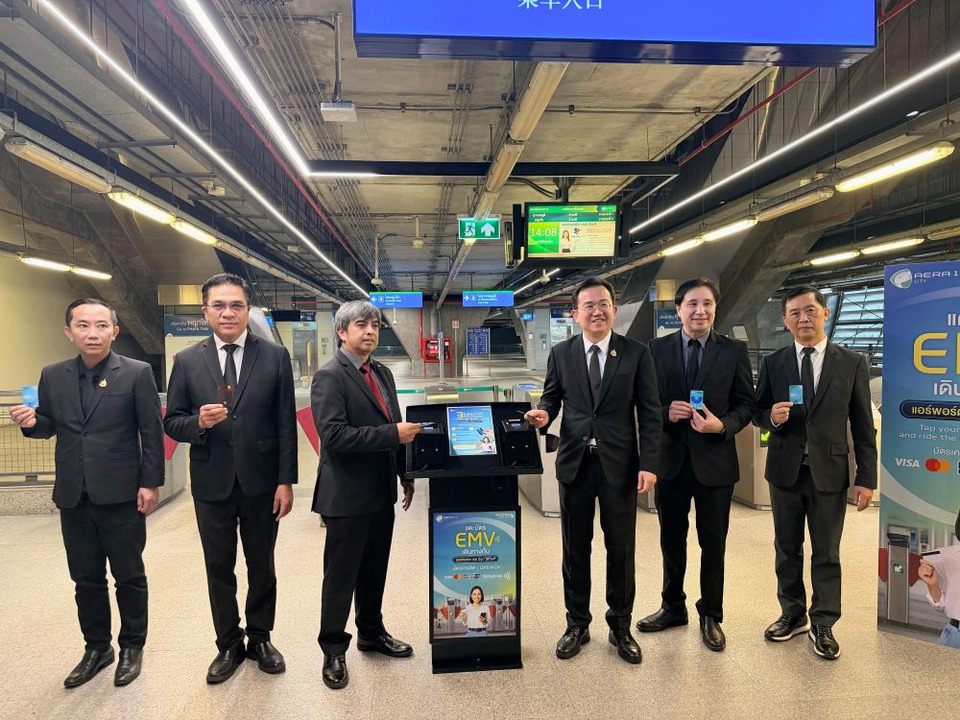 ขร.เปิดระบบบัตรโดยสาร EMV Contactless รถไฟฟ้าแอร์พอร์ตลิงก์ เพิ่มทางเลือกจ่ายค่าโดยสารสะดวก รวดเร็ว ปลอดภัย