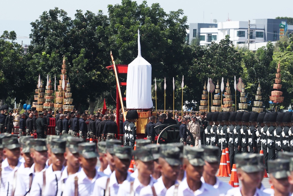 กองทัพภาคที่ 1 ซ้อมริ้วขบวนพระราชอิสริยยศ ในพระราชพิธีถวายพระเพลิงพระบรมศพ ในหลวงร.๙