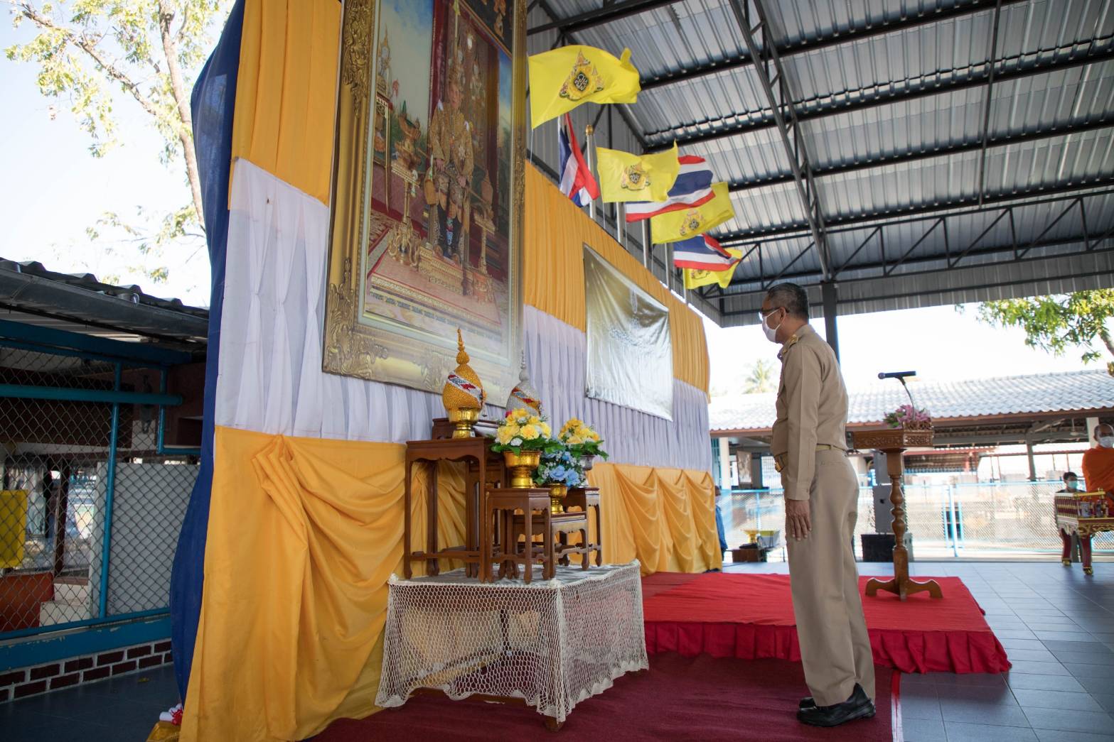 ผู้ว่าฯสุโขทัย ปล่อยตัวผู้ต้องราชทัณฑ์ตามพระราชกฤษฎีกาพระราชทานอภัยโทษ พศ.2563