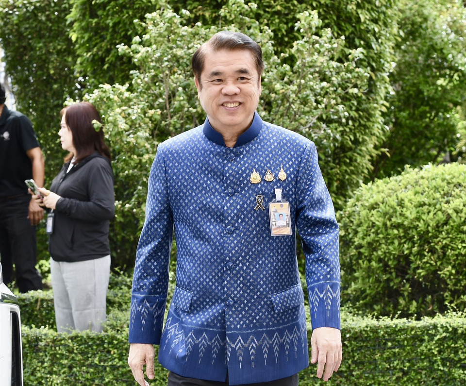 "สุริยะ" โต้ข่าวลือ ! ยันยังไม่เคยคิดวางมือทางการเมือง 