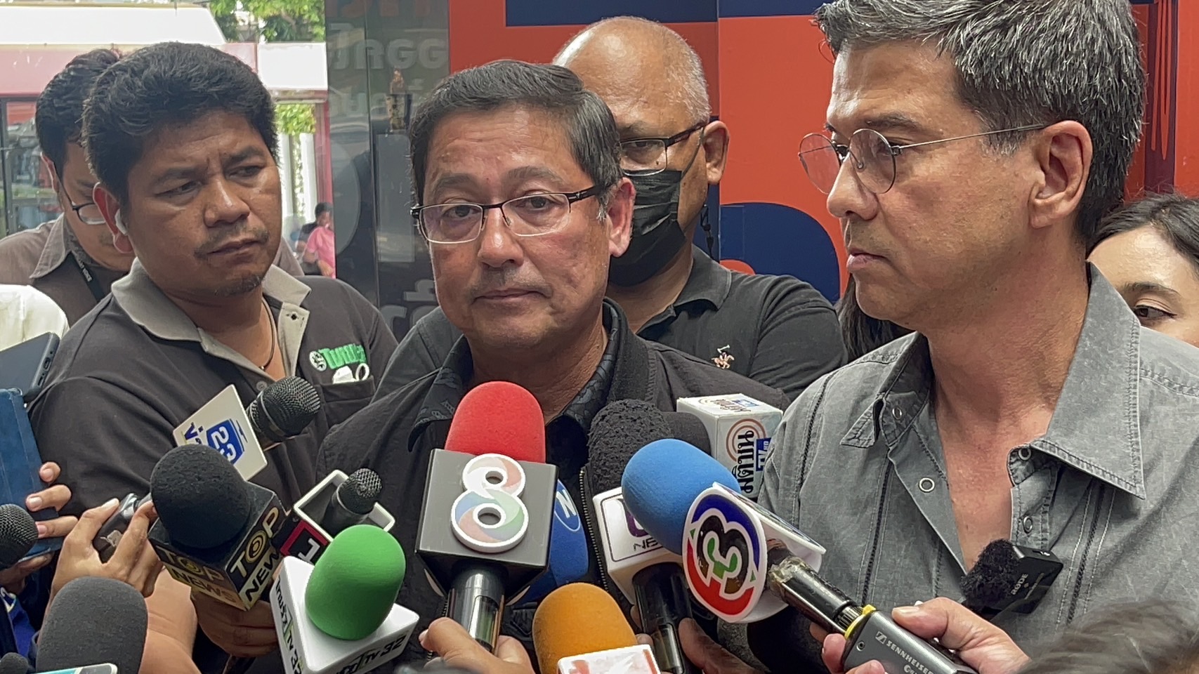 "อนุดิษฐ์" เผยได้ข้อยุติในหลายคณะทำงาน เตรียมรายงานที่ประชุมใหญ่พรุ่งนี้