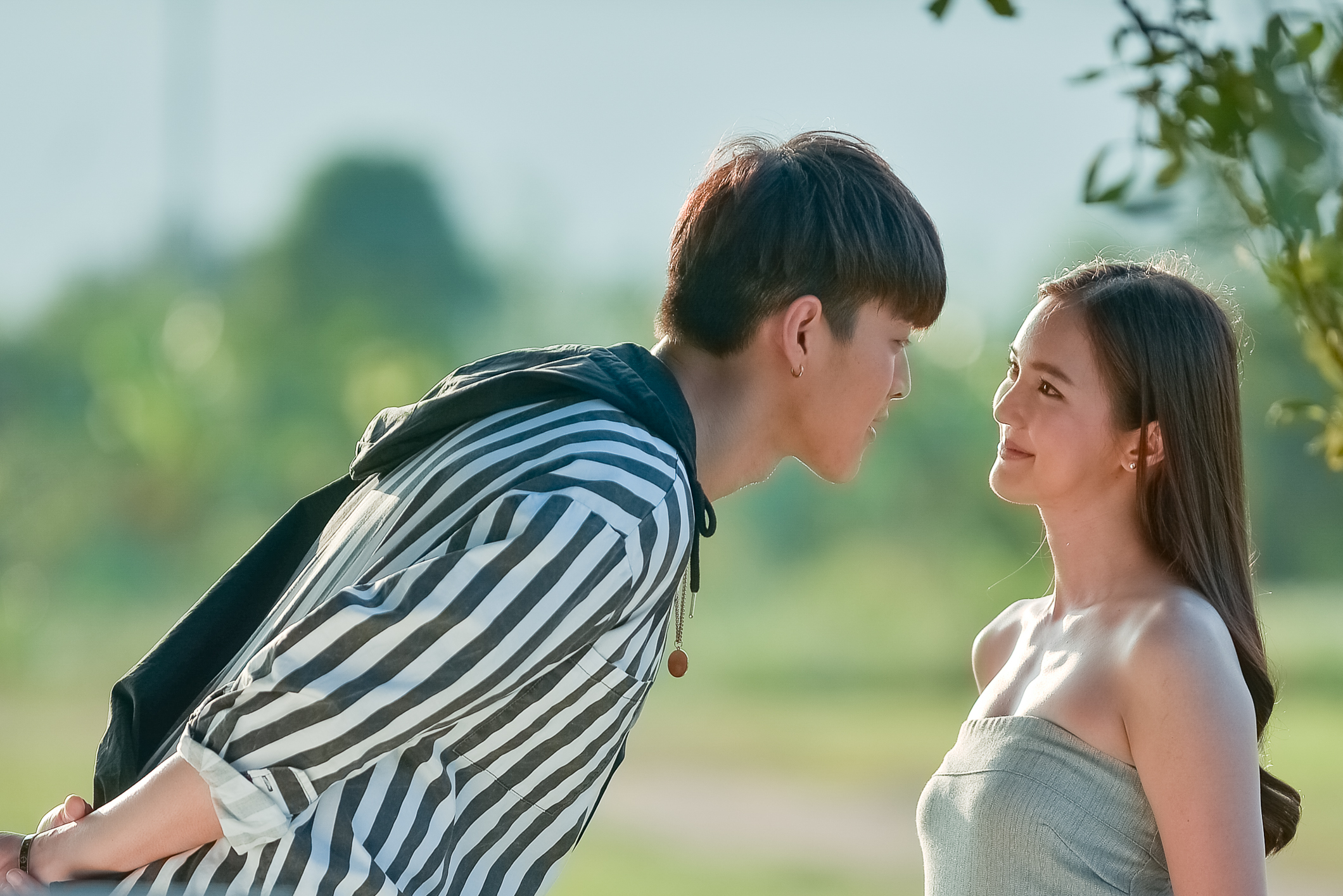  ฟินจิกหมอน  “กระทิง” จัดหนัก! โชว์หวานใส่ “บัว”