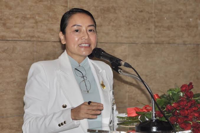 'มัลลิกา' แนะกมธ.คมนาคม ศึกษาวิจัยกรณี"รถรับจ้างบริการสาธารณะผ่านแอปพลิเคชัน" 