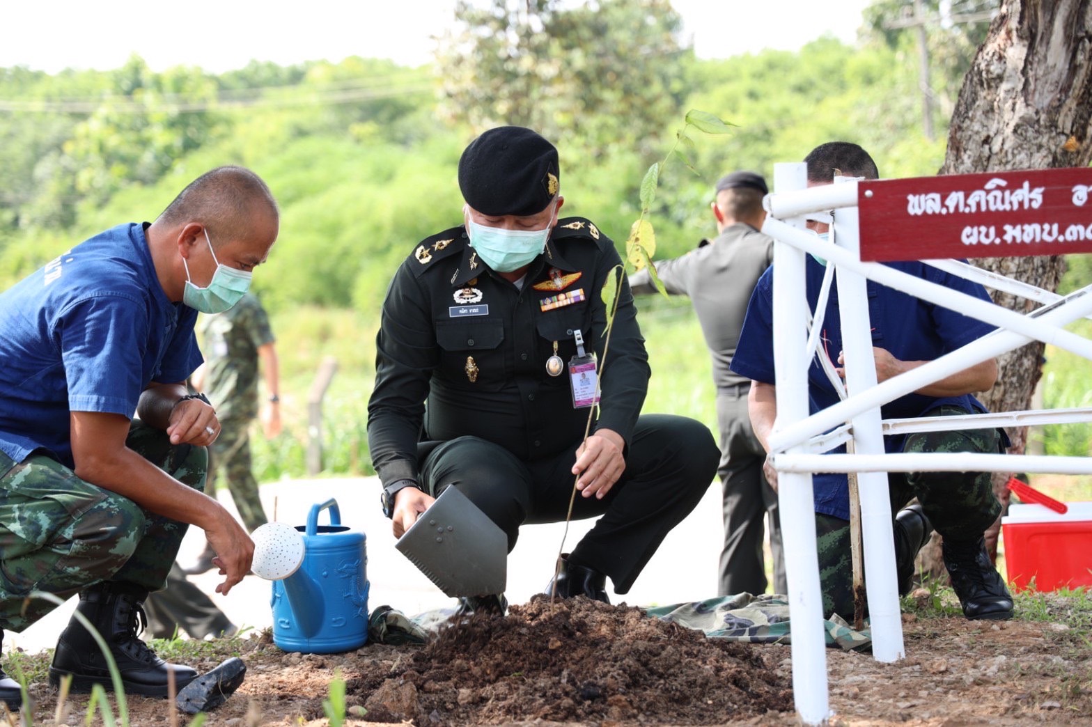 ปลูกต้นไม้ ปลูกป่า เนื่องในวันเฉลิมพระชนมพรรษาสมเด็จพระนางเจ้าสุทิดา พัชรสุธาพิมลลักษณ พระบรมราชินี