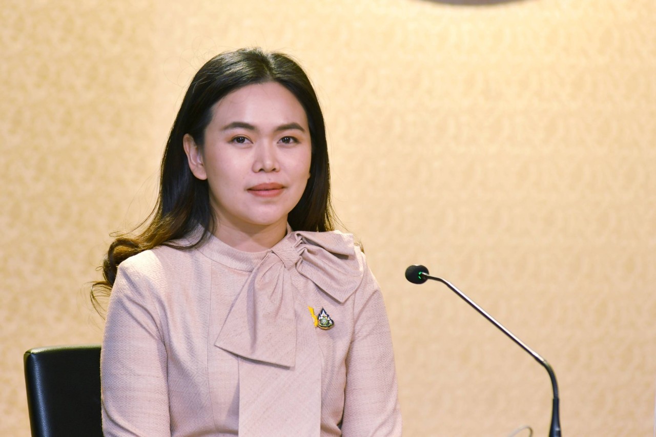 "ไตรศุลี" เผยกรมที่ดินเปิด 3 ช่องให้ปชช.แสดงใบอนุญาตผ่าน "คิวอาร์โคด-แอปพลิเคชั่น"