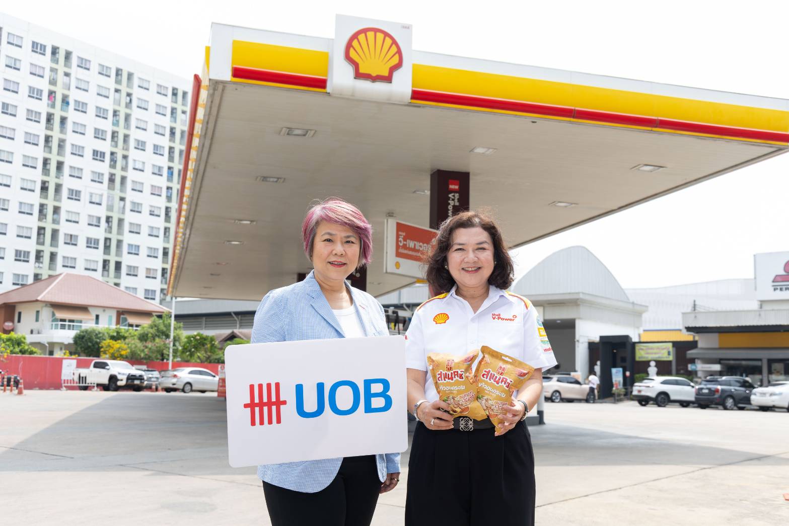 ยูโอบี ประเทศไทย จับมือ "เชลล์" มอบสิทธิพิเศษสำหรับผู้ใช้รถ กับแคมเปญเติมน้ำมันสุดคุ้มสำหรับผู้ถือบัตรเครดิตยูโอบี