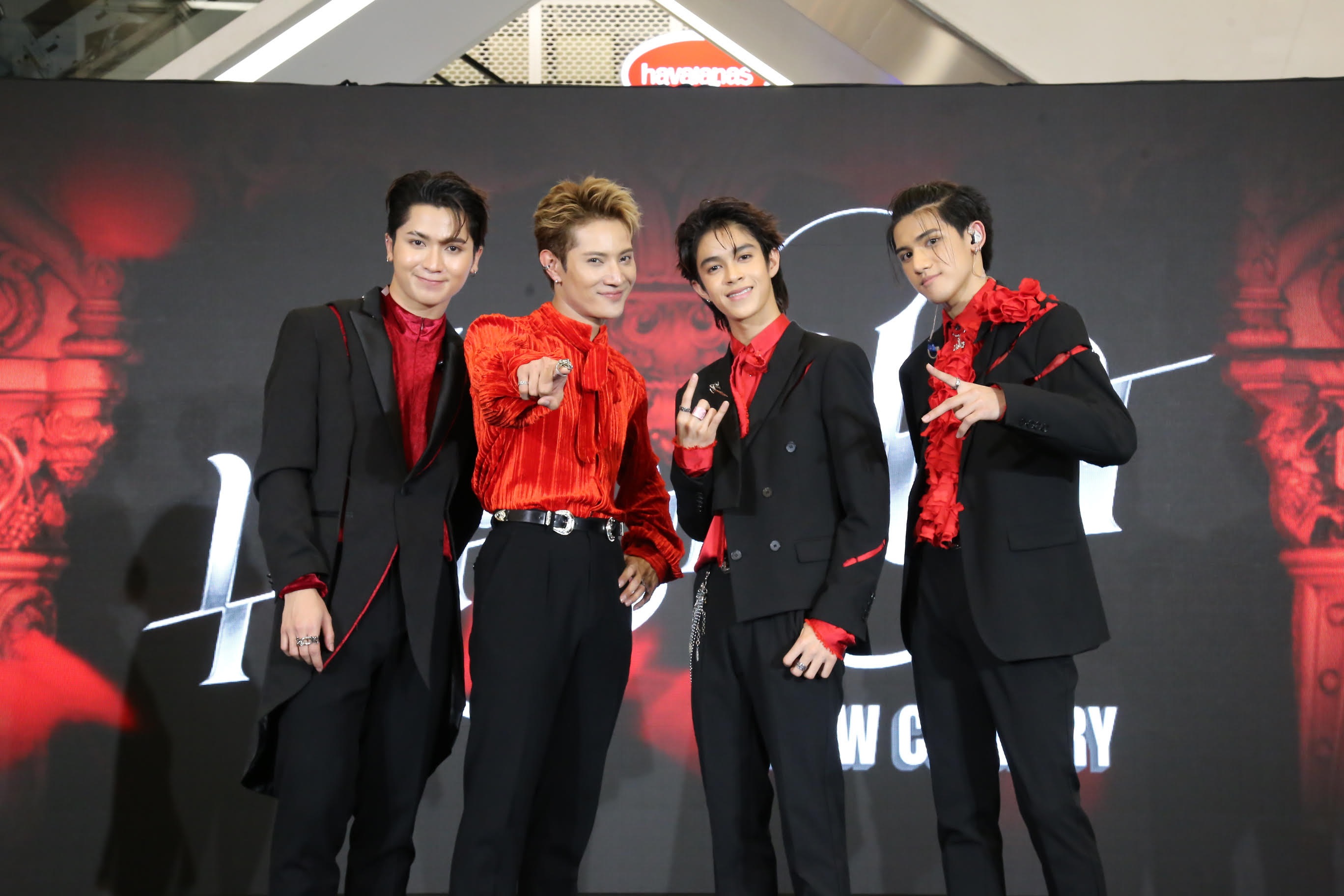 'นิวคันทรี่' ปังไม่หยุด! ซิงเกิลใหม่ 'เฉือนใจ' 9 วัน 1.7 ล้านวิว