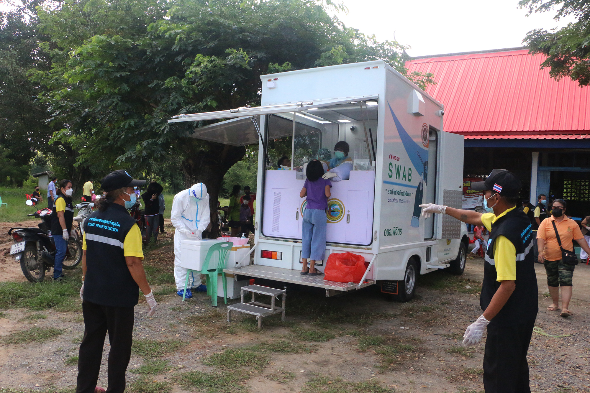 พิจิตร พบติดโควิด นร.อนุบาล-มัธยม - ชาวบ้าน สั่งปิดโรงเรียนศูนย์เด็กเล็ก ห่วงนิคมอุตสาหกรรม โรงงาน