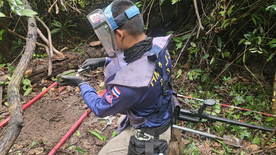 ศทช.เร่งเก็บกู้ทุ่นระเบิดชายแดนไทย–กัมพูชา พบ PMN-2 อีก 4 ทุ่น เดินหน้าคืนพื้นที่ปลอดภัย