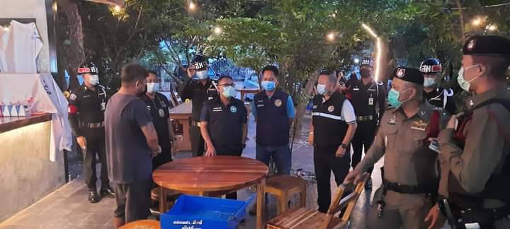  กอ.รมน.จังหวัดพิษณุโลก เข้มผู้ประกอบการร้านอาหารปฏิบัติตามมาตรการป้องกันโควิด19