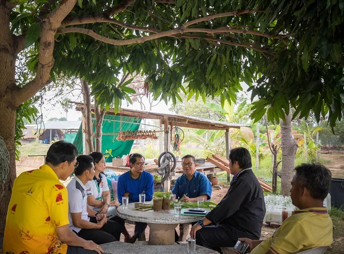 ผู้ตรวจฯ กสส. ตรวจเยี่ยมลูกหลายสมาชิกสหกรณ์ "โครงการนำลูกหลานเกษตรกรกลับบ้าน"
