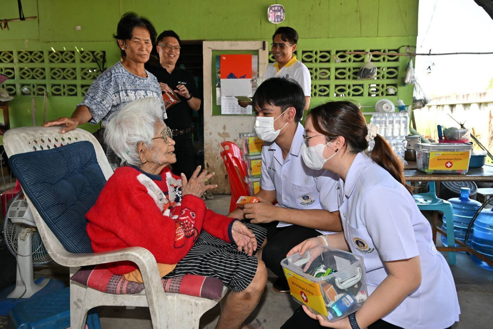 สิงห์อาสา ผนึก 5 คณะแพทย์ ดูแลสุขภาพกว่า 30 ชุมชน