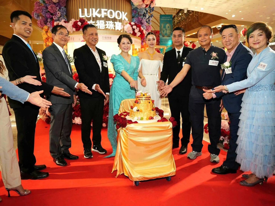 “Lukfook Shines in Thailand · 7 shop Glory” 7 สาขารวมพลัง ลุกฟุกเปล่งประกายทั่วแดนสยาม รับเทศกาลความรัก-ตรุษจีน 