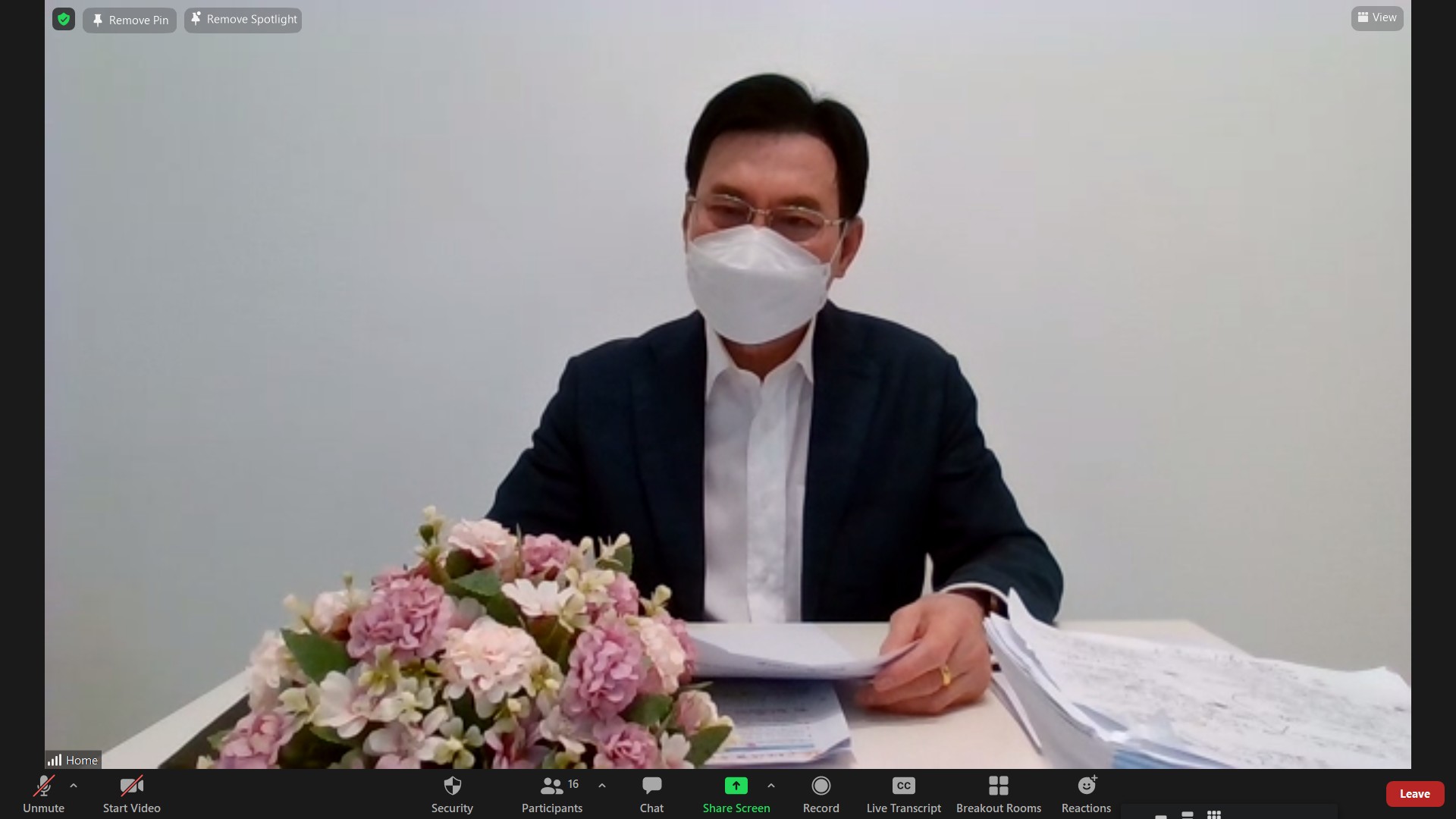 "จุรินทร์" เห็นใจผู้ผลิตมาม่าเบรกขึ้นราคา ชี้ต้นทุนสูงจริง แต่ขอให้ตรึงราคาไปก่อน พร้อมหาทางออกวินวิน