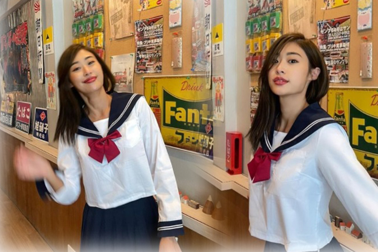 น่ารักตะมุตะมิ 'ยิปซี'ในชุดคอสเพลย์นักเรียนญี่ปุ่น