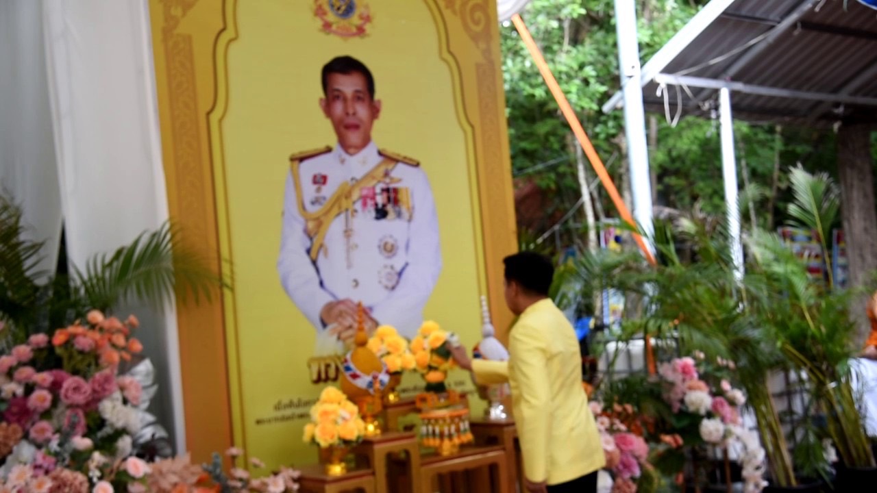 วัดป่าประชาสามัคคี ถวายเทียนพรรษา 108 วัด เฉลิมพระเกียรติ  ร.10    