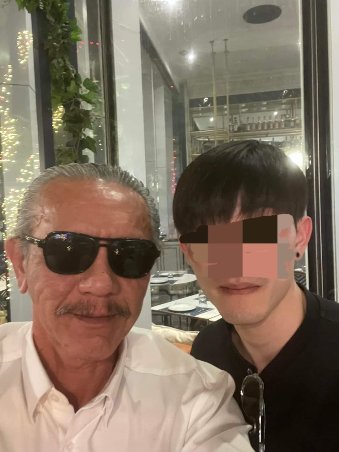 'ชูวิทย์' โพสต์ภาพคู่เพื่อนดาราสาวไต้หวัน บอก 'พยานอยู่ในความคุ้มครองผมแล้ว'