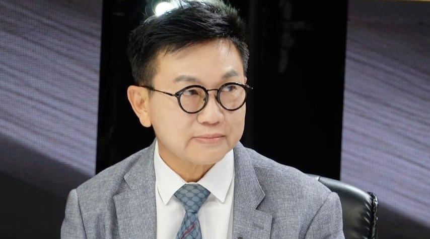 "ดิเรกฤทธิ์" ชี้วิกฤติน้ำมันขาด-แพง พิสูจน์ความสุจริตรัฐบาล