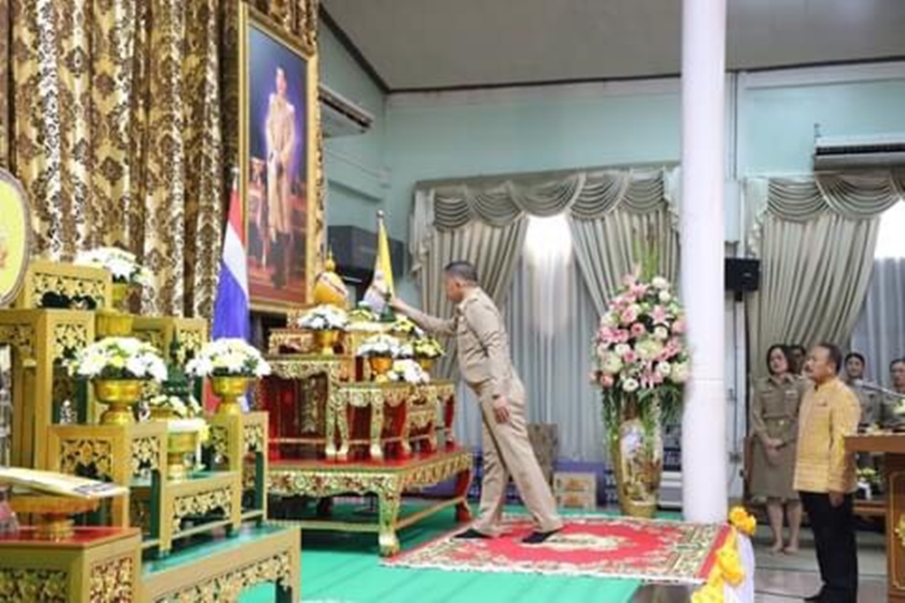 อ่างทอง จัดพิธีปลงผม โครงการบรรพชาอุปสมบท เฉลิมพระเกียรติพระบาทสมเด็จพระเจ้าอยู่หัว