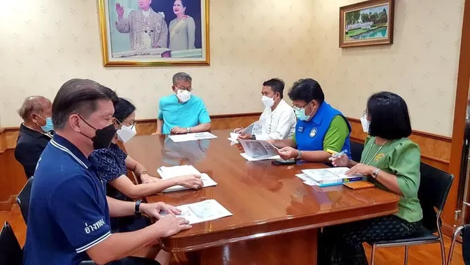 ผู้ว่าฯปู เรียกหน่วยงานท่องเที่ยวประชุม พิจารณาทบทวนอัตลักษณ์อ่างทอง  