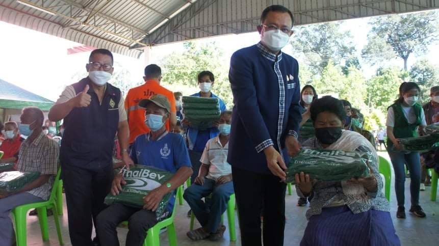 "ยโสธร" รับมอบผ้าห่มไทยเบฟรวมใจ ต้านภัยหนาว จำนวน 12,000 ผืน