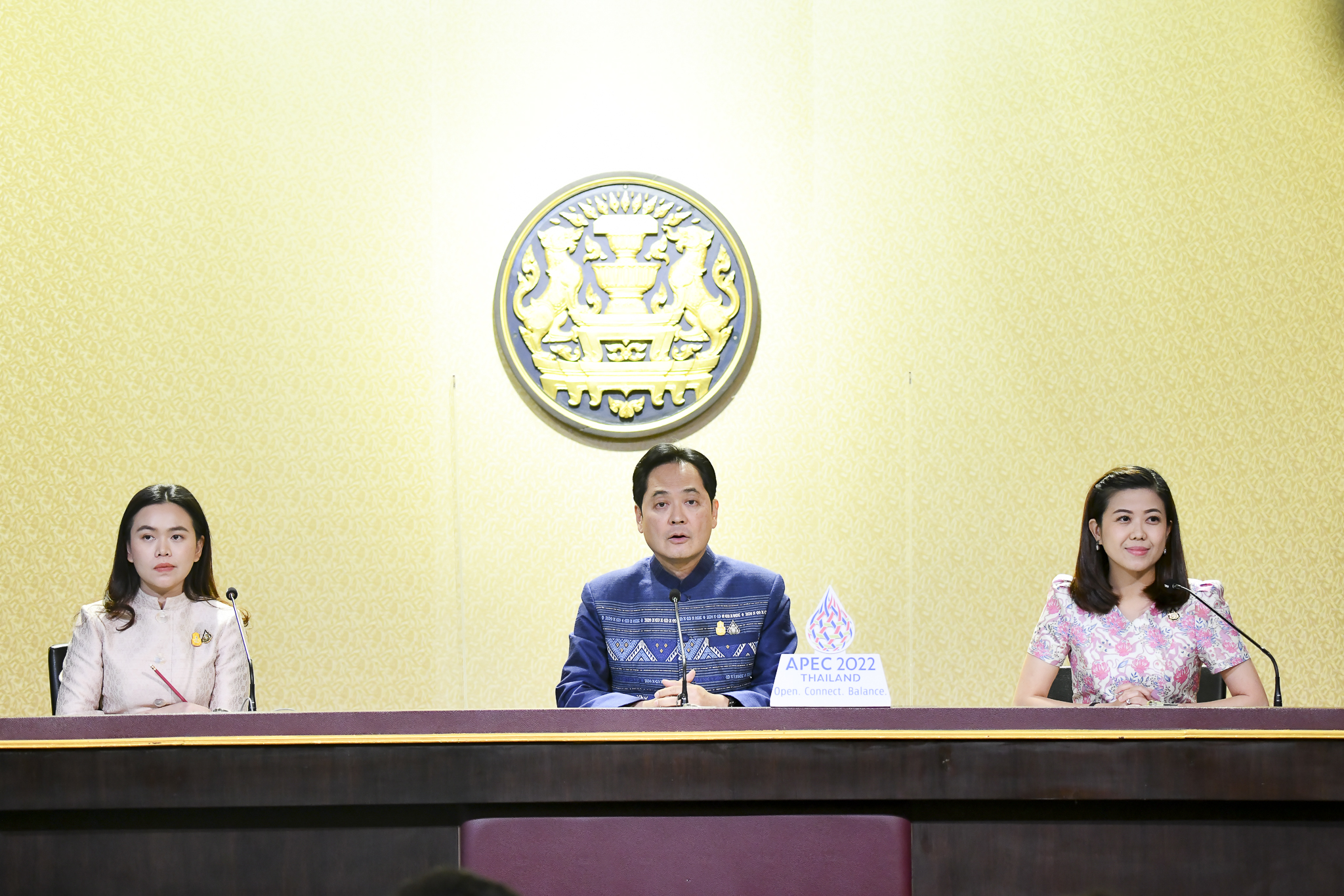 "นายกฯ" สั่งการทุกกระทรวงเตรียมความพร้อมจัดงานเอเปก กำชับ "บัวแก้ว" รายงานทุกสัปดาห์