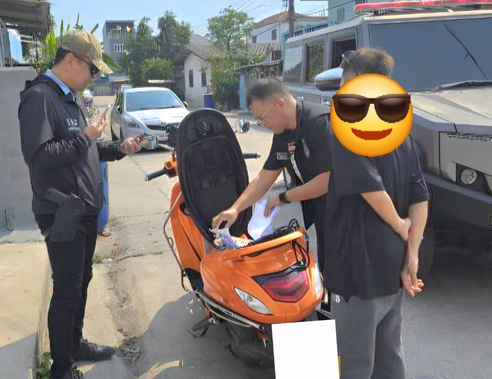 ลุยตรวจ! กกต.สมุทรสาคร รวบชายต้องสงสัยถือเงินสดปึกใหญ่ วิ่งตามบ้าน อ้างเก็บฌาปนกิจ