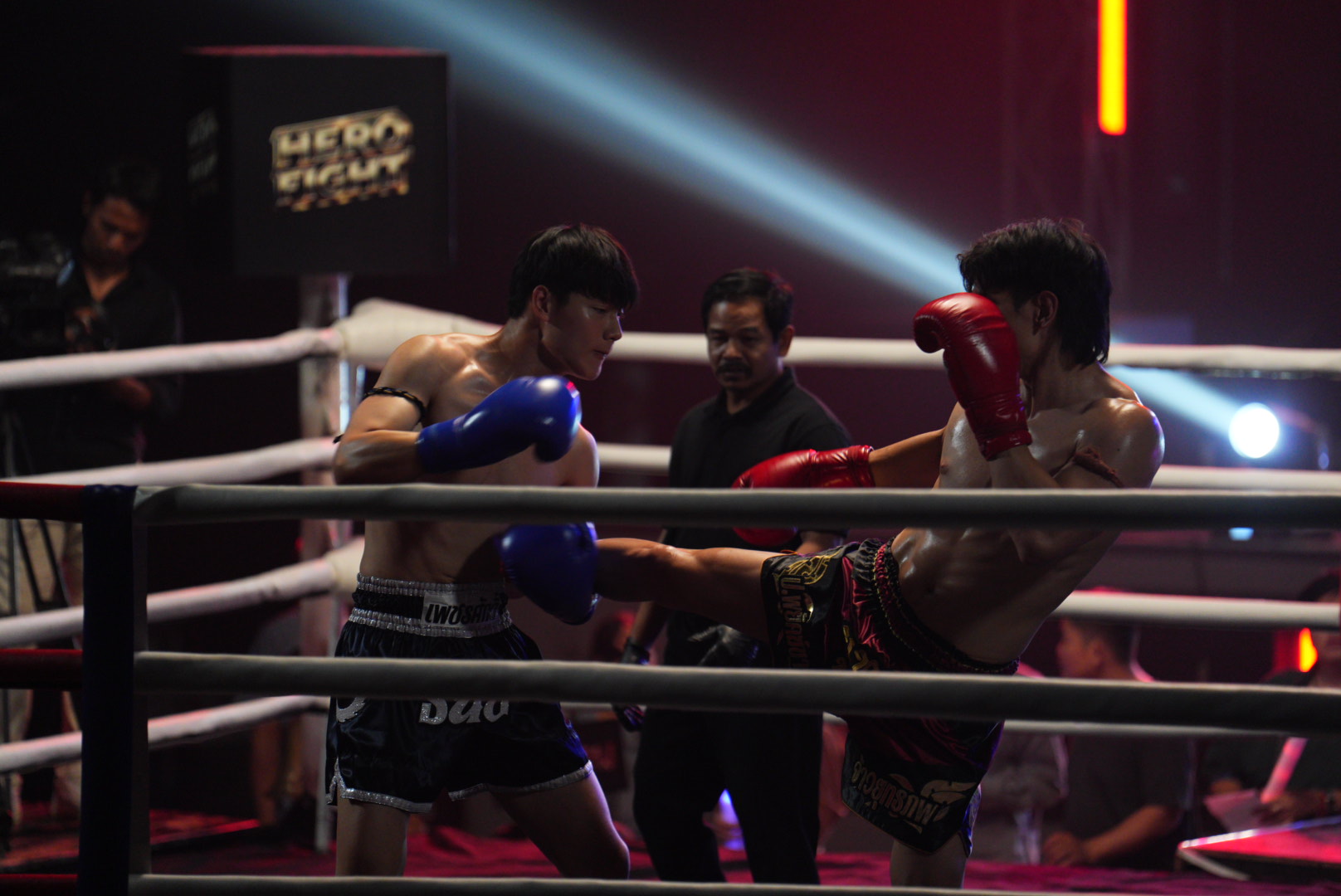 “Knock Out หมัดน็อกล็อกหัวใจ” ทำถึงจึ้งเกิน โปรดักชันจัดเต็ม ทุ่มทุนยกกองถ่ายเวทีมวยดังระดับประเทศ