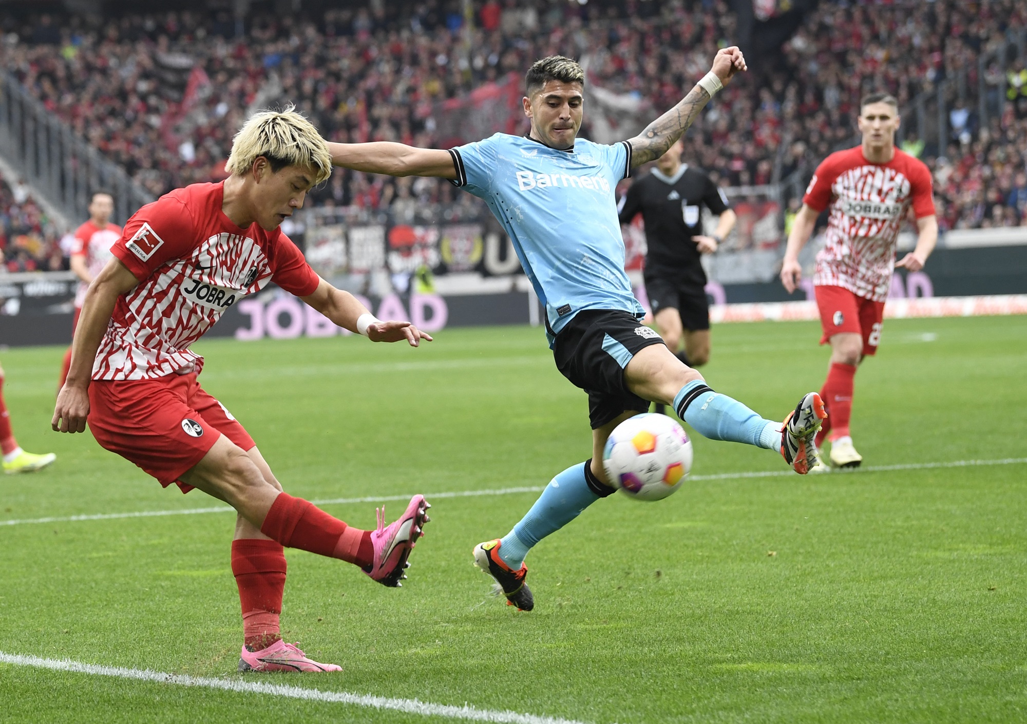 ร้อนแรง! "เลเวอร์คูเซ่น" บุกชนะ "ไฟร์บวร์ก" 3-2 ฟุตบอลบุนเดสลีกา 