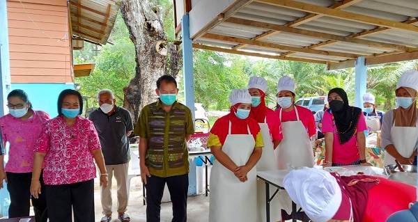 ประมงตรังผุดโครงการส่งเสริมและพัฒนาการแปรรูปสินค้าประมงเพื่อเพิ่มมูลค่า