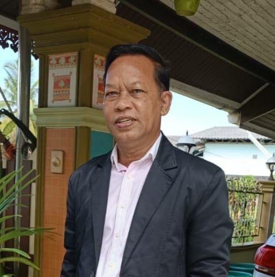 แกนนำปชป.เมืองคอน ห่วงสนามเลือกตั้งปากพนัง เจอคู่แข่งเขี้ยวลากดิน  ดัน "ทนายเชาว์" ลงสู้