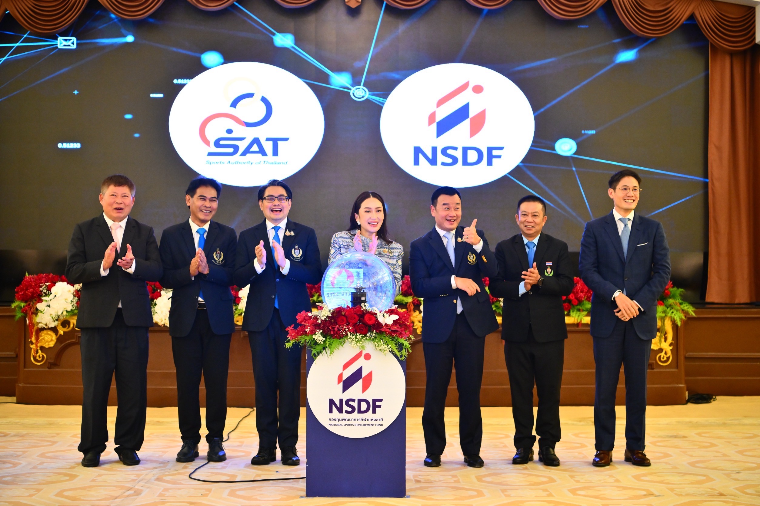 ชื่นมื่น! รัฐบาลจัดงานเลี้ยงฉลองชัย กองทุนกีฬามอบเงินอัดฉีด ให้ทัพพาราลิมปิก 212.15 ล้าน 