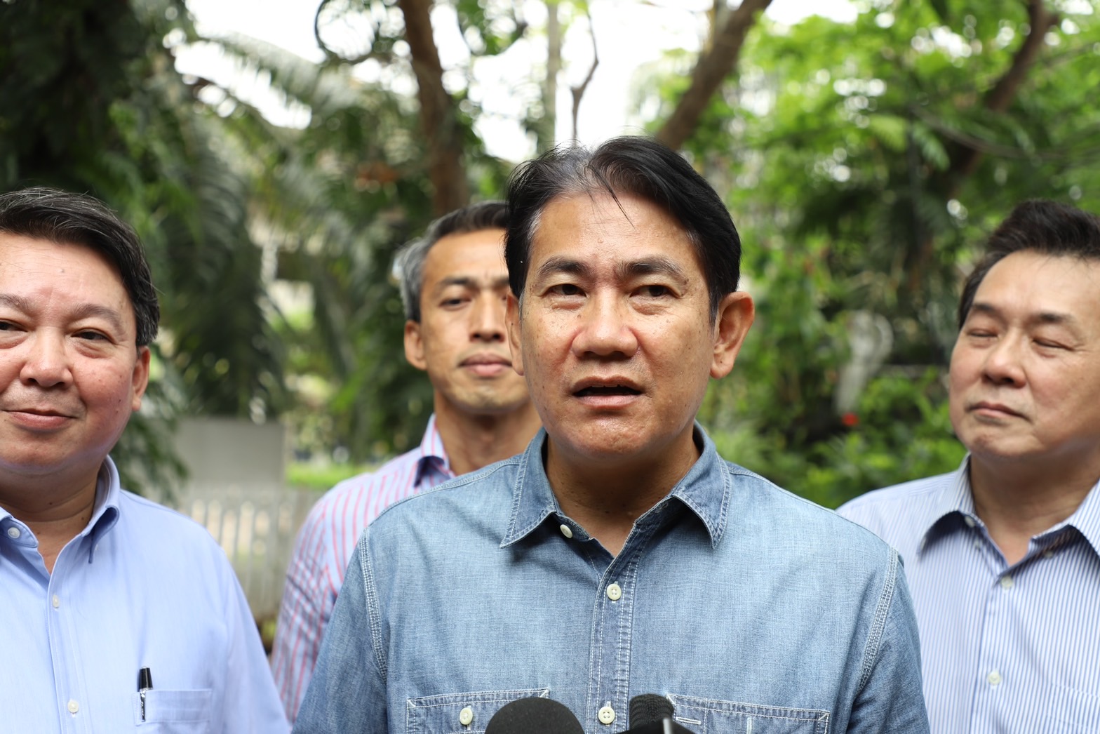 "ธีรภัทร" มั่นใจ"ปชป." รักษาเก้าอี้สุราษฎร์ได้ พร้อมชูแก้กฎหมายประมง ลดความเหลื่อมล้ำ