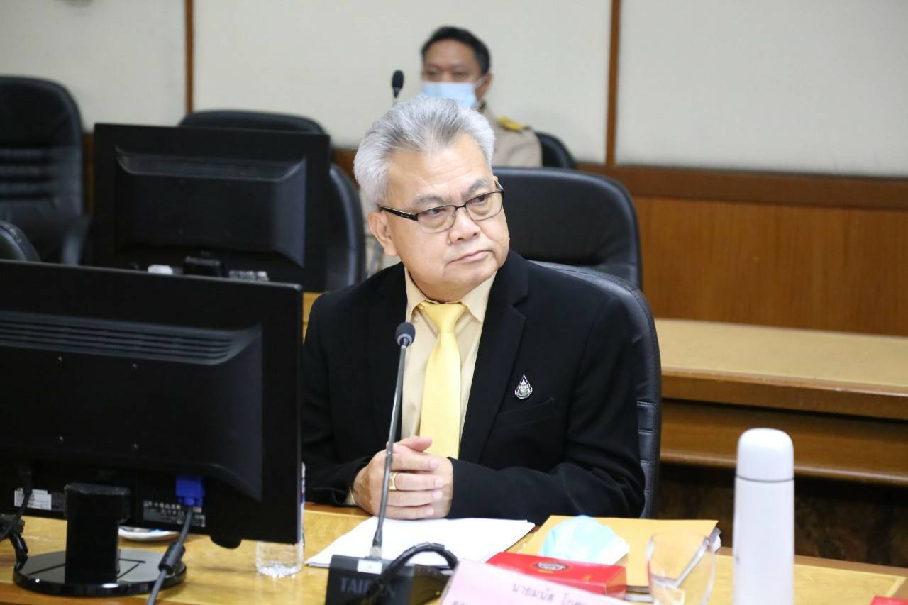 ผู้นำแรงงานชี้เยียวยา ม33 เรารักกัน ตรงจุด ลงทะเบียนรับ 4 พันไหลลื่น มีเงินประคองชีวิตฝ่าโควิด 