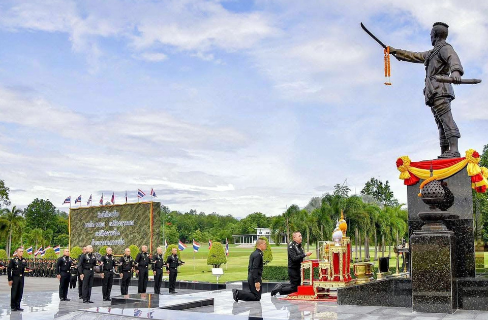 ผู้ว่าฯ กาญจนบุรี ร่วมงานวันสถาปนากองพลทหารราบที่ 9 ครบรอบปีที่ 55