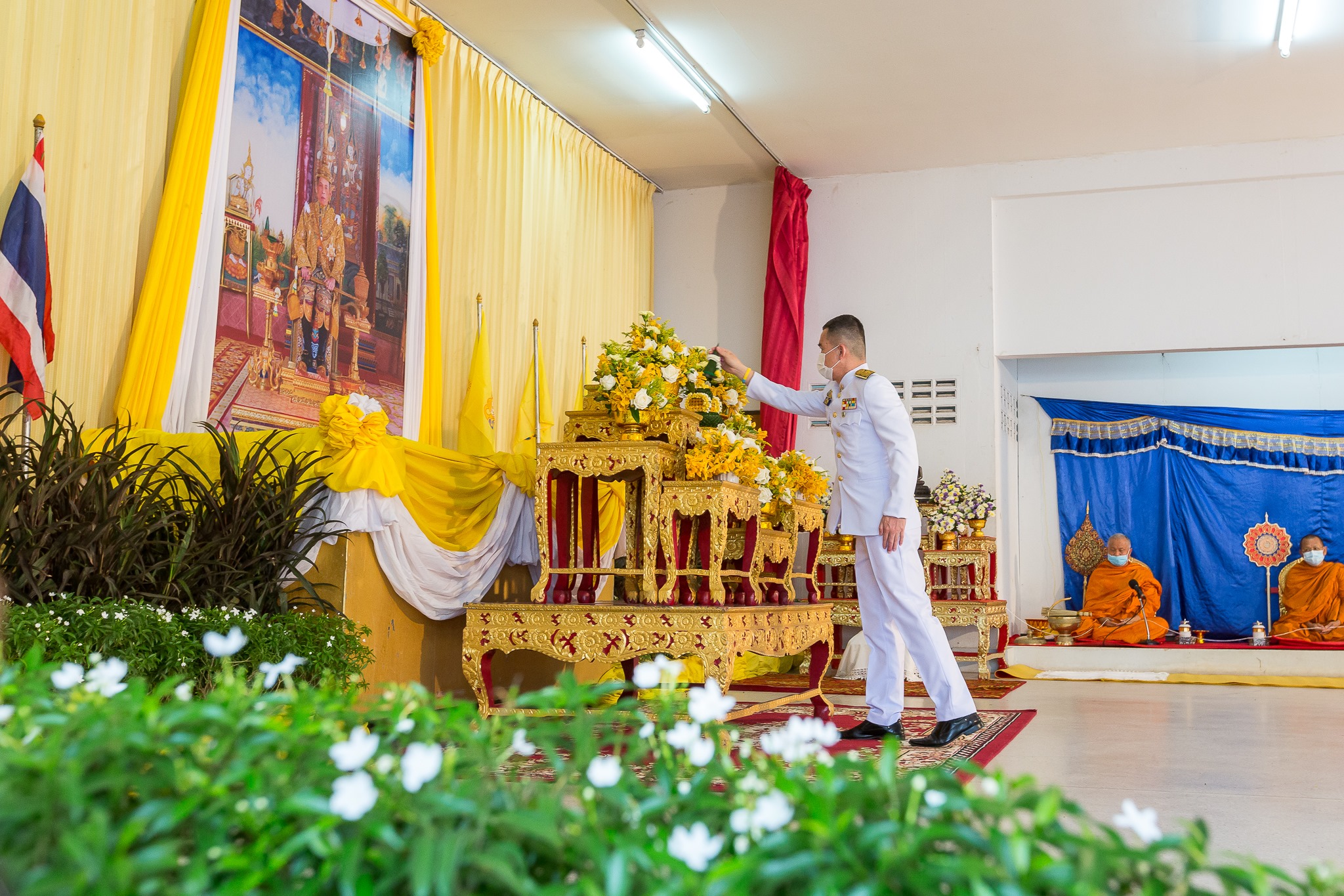 ผู้ว่าฯสุโขทัย นำพสกนิกรทุกหมู่เหล่า ประกอบพิธีในโอกาสวันเฉลิมพระชนมพรรษา พระบาทสมเด็จพระเจ้าอยู่หัว 