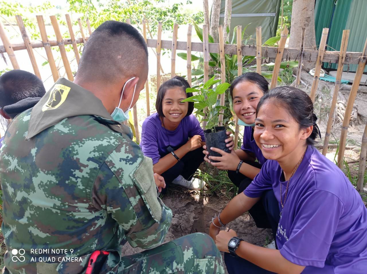 ฉก.จงอางศึก เร่งสร้างสุขภาพดีนักเรียนชายแดน 14 โรงเรียน สู้ภัยโควิด ลดภาระค่าใช้จ่าย