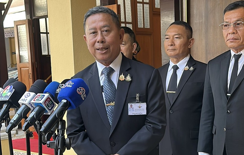 ชายแดนระอุ? “บิ๊กดุลย์”  ส่งทีม GBC ชุดเล็กเคลียร์ปมทหารกัมพูชาเคลื่อนไหว ยันต่างฝ่ายต้องปกป้องอธิปไตย