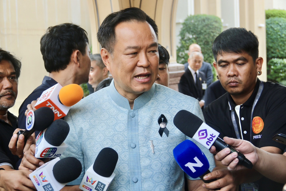 “นายกฯ” ชี้ไทยไม่ใช่คนป่วยแห่งเอเชีย แต่เป็น ปท.การลงทุน เปิดทางมืออาชีพร่วม ครม. เพิ่ม เผยมีชื่อในใจแล้ว ลั่น ไม่เอานักการเมืองสีเทา