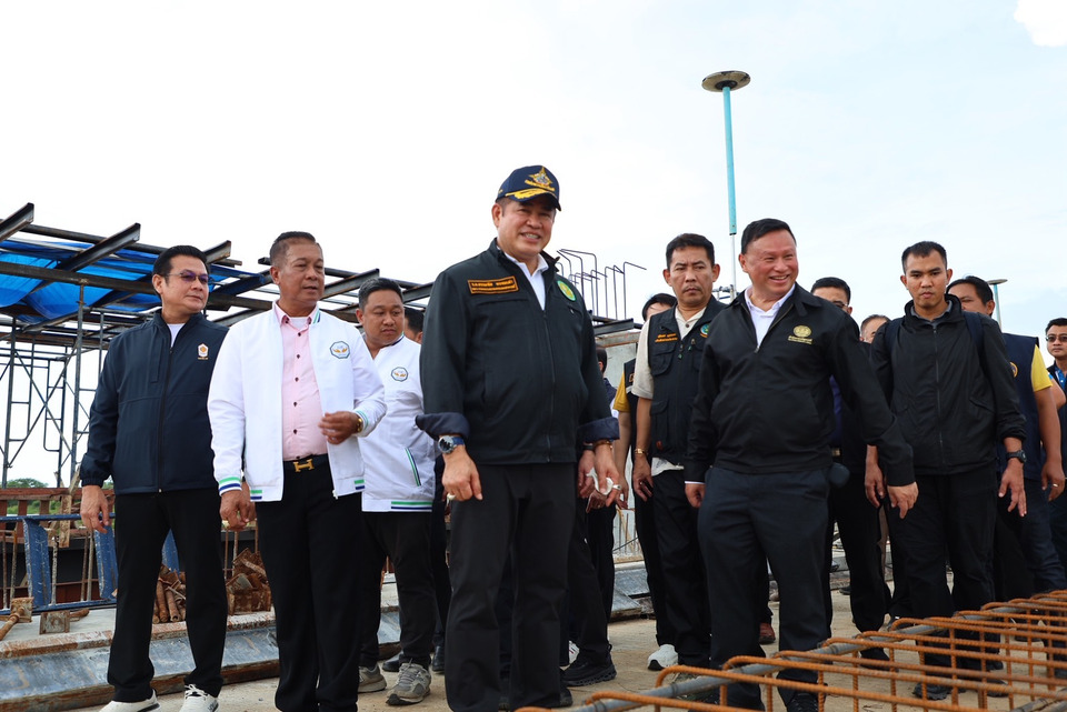 “ร.อ.ธรรมนัส” ลุยพิจิตร ย้ำ! ประตูระบายน้ำวังจิกเสร็จ กพ.69 เผยจัดการน้ำได้ 80% ภายในปี 70 