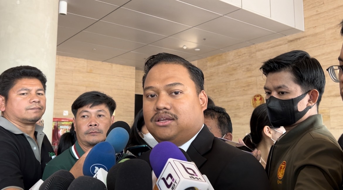 "ณัฐชา" ยันหนุน "ปดิพัทธ์" นั่งรองประธานสภาฯต่อ ยังไม่เป็น "ฝ่ายค้าน" เต็มรูปแบบ พ้อ "ก้าวไกล" ชนะเลือกตั้งแต่ชวดทุกตำแหน่ง