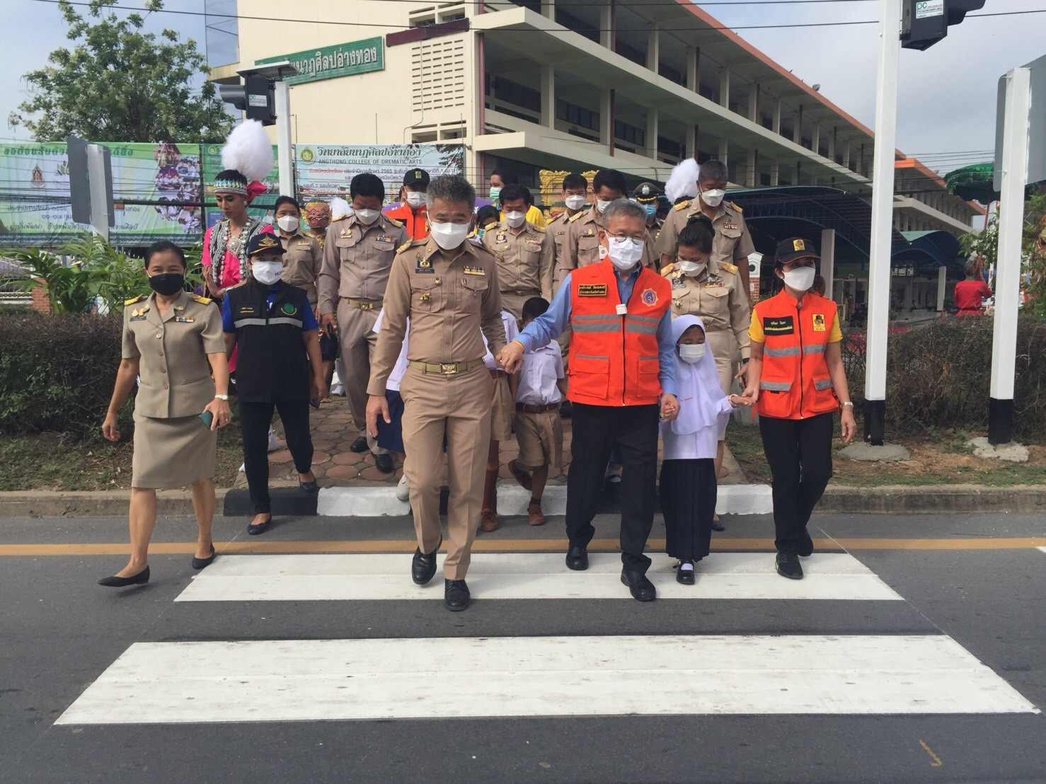 ผู้ว่าฯปู จัด "กองทัพพระราม" รณรงค์ความปลอดภัยทางถนน