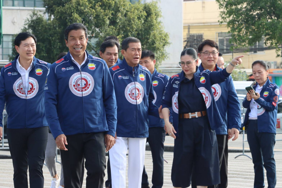 "ผู้ว่าฯ ชัชชาติ" ปล่อยคาราวานรถ EV ฉลอง 50 ปี ไทย–จีน วิ่ง 5,000 กม. กรุงเทพฯ–ปักกิ่ง สื่อมิตรภาพพลังสะอาดสองชาติ 
