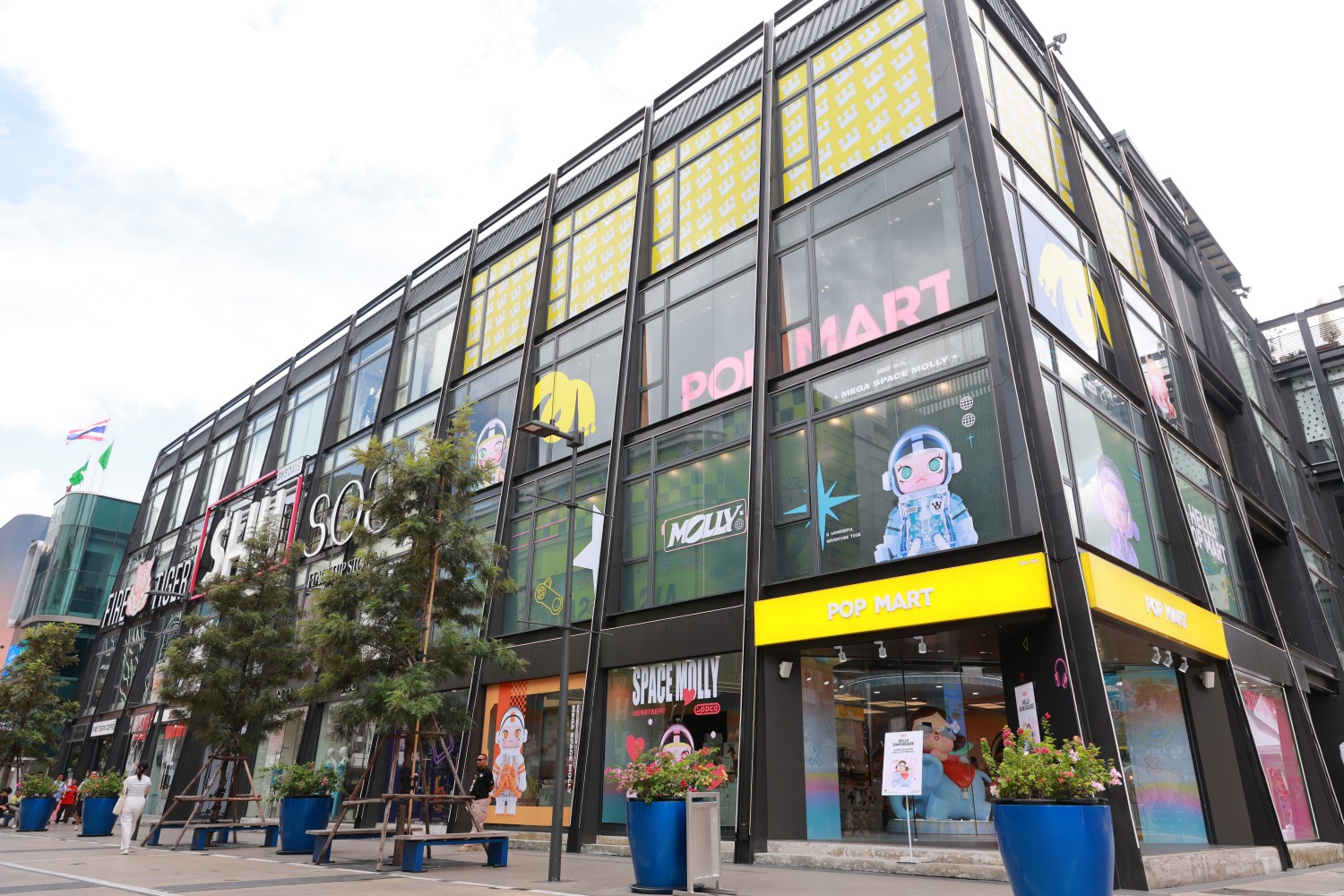 POP MART THAILAND ฉลองครบรอบ 1 ปี เปิดตัว POP UP STORE แห่งใหม่ใจกลางสยามสแควร์ 