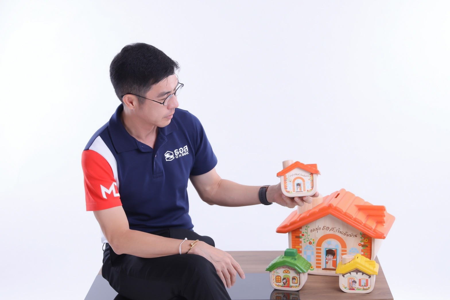 “ธอส.” ประมูลบ้านออนไลน์ ชั่วโมงเดียว 121 รายการ ขายได้กว่า 135 ล้าน